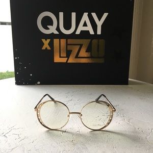 BRAND NEW Quay x LIZZO Blue Light Sunglasses